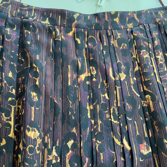 SALVATORE FERRAGAMO FLARED CHECKED SKIRT mu628 - Picture 7 of 13